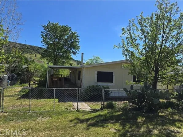 3950 Emile Ave, Clearlake, CA 95422