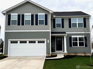 511 Skyway Dr, Springfield, OH 45505