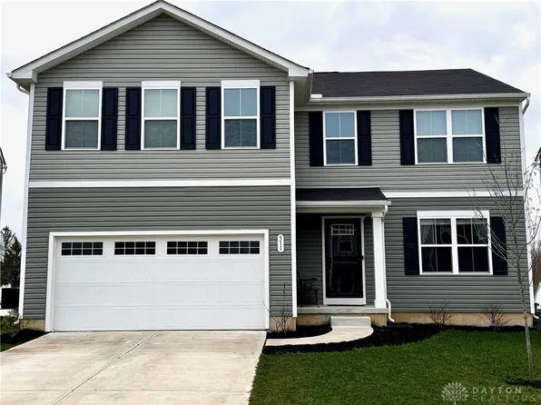 511 Skyway Dr, Springfield, OH 45505