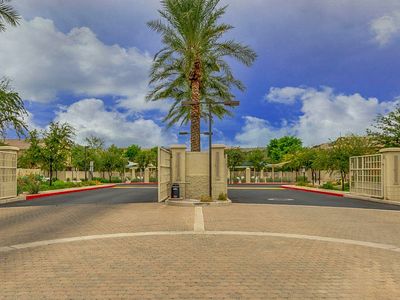 2401 E Rio Salado Pkwy, Tempe, AZ, 85281