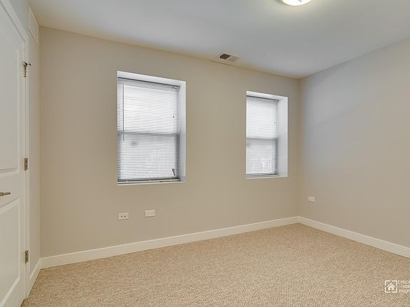 4th image of 6631 N Ashland Ave