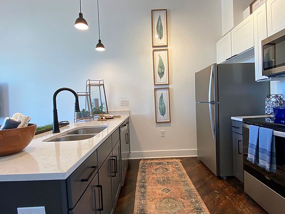 4th image of 612 W Main Ave #4079470