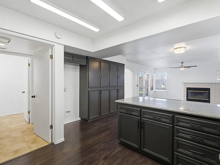 7908 Coulter Pine Ct — Photo 12