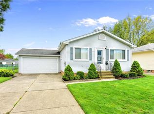 35680 Grovewood Dr, Eastlake, OH 44095