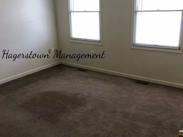 10817 Bower Ave — Photo 4