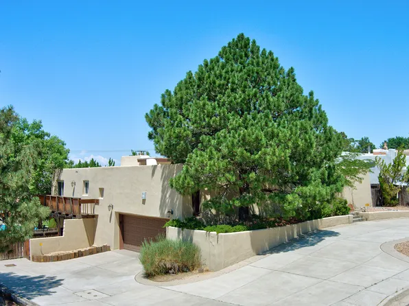 517 Oakwood Pl NE, Albuquerque, NM 87123