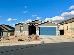 2961 Saint Charles Ave, Las Cruces, NM 88012