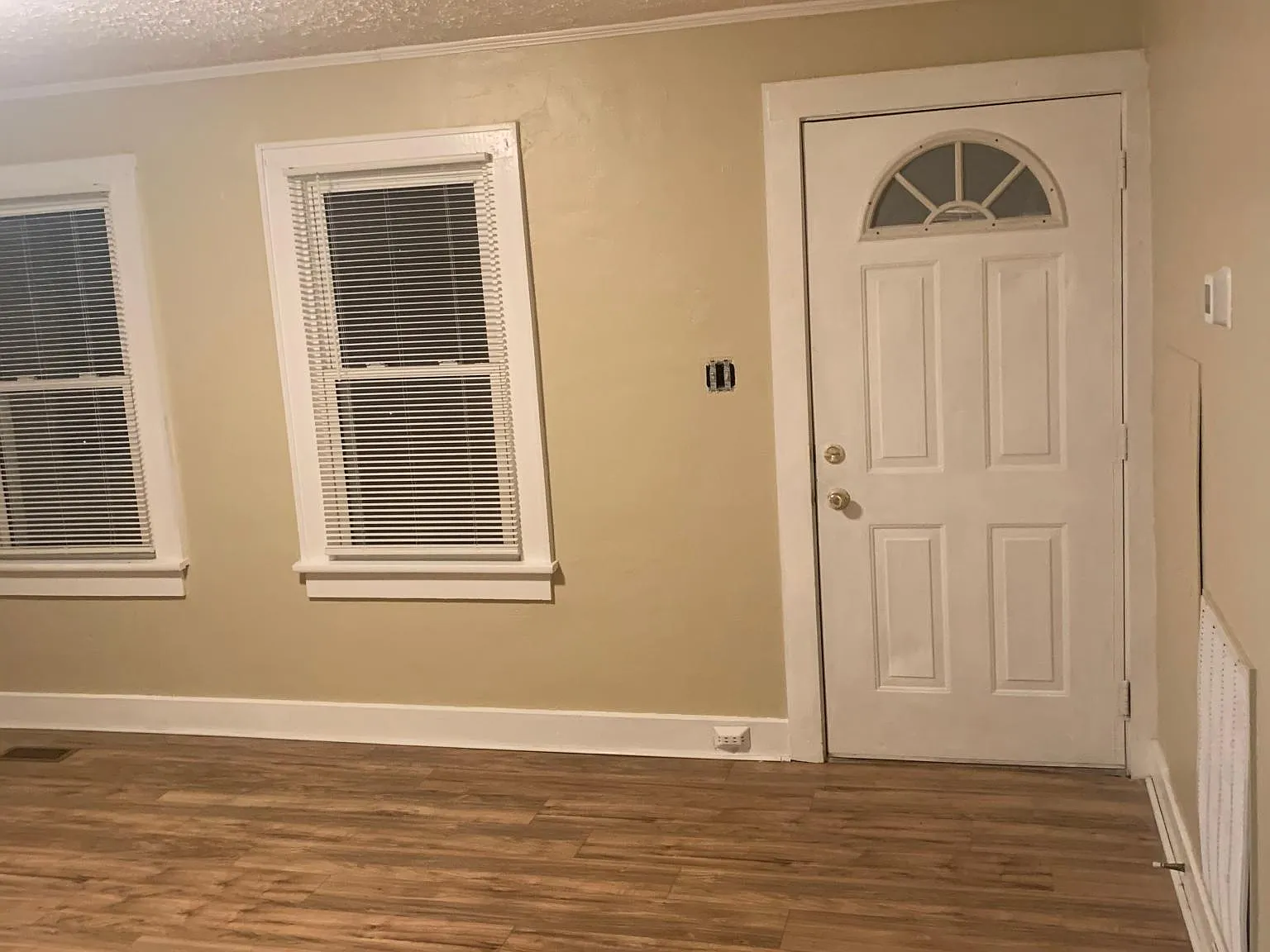 209 Pitner Pl — Photo 2