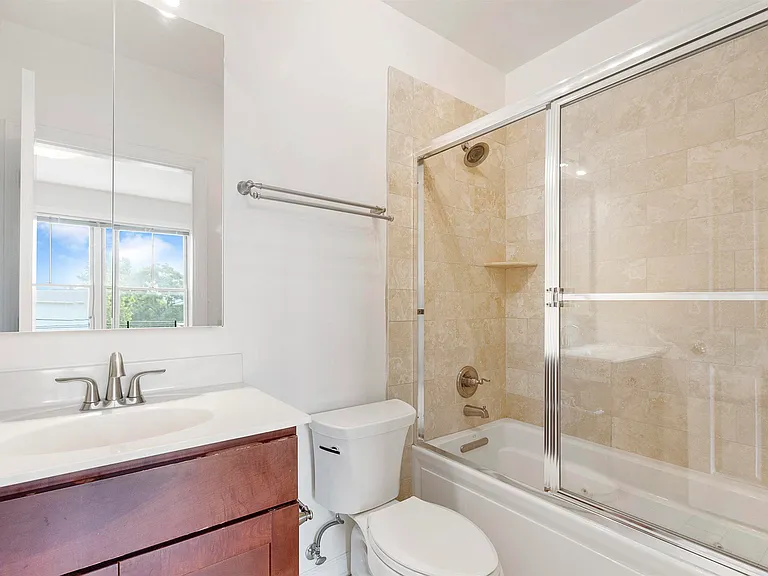 24-1 Ash St #1 — Photo 12
