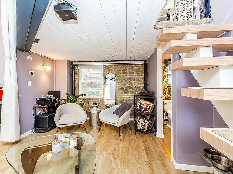 1037 W Dickens Ave — Photo 18