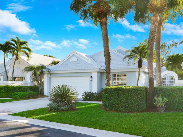 17 Dorchester Circle, Palm Beach Gardens, FL 33418