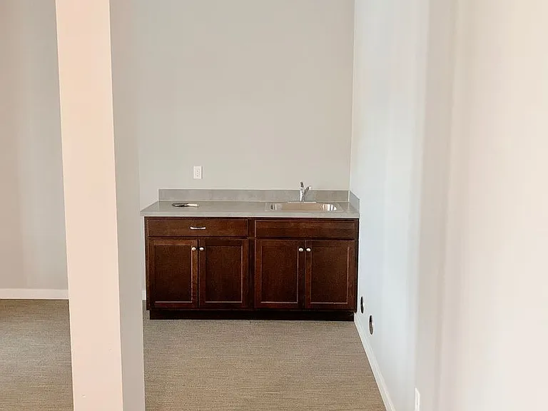 1117 N Garden St — Photo 14