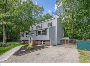 1437 15th Ave, Williamstown, NJ 08094