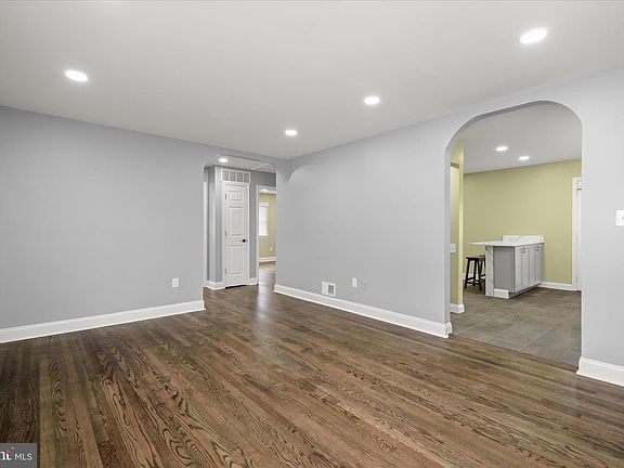4th image of 4603 Sellman Rd
