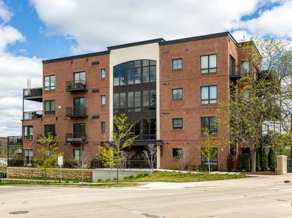 325 E Summit St #101, Ann Arbor, MI 48104
