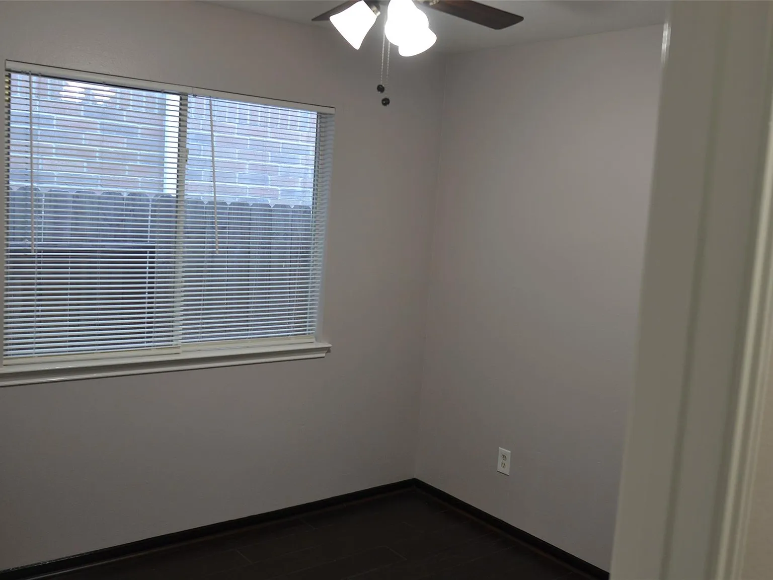 3 bed, 2.0 bath, 1154 sqft, $1,675 — Photo 4