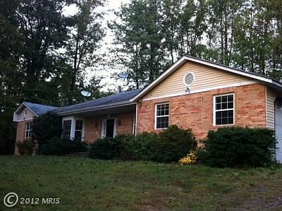 1st image of 340 Barrow Ln