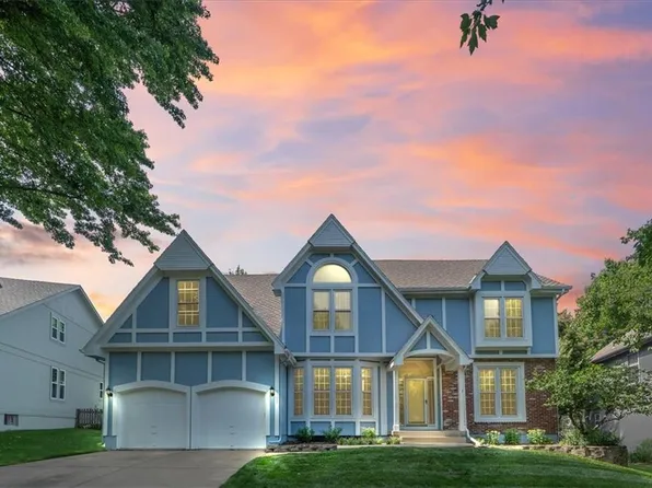 9124 W 131st Ter, Overland Park, KS 66213