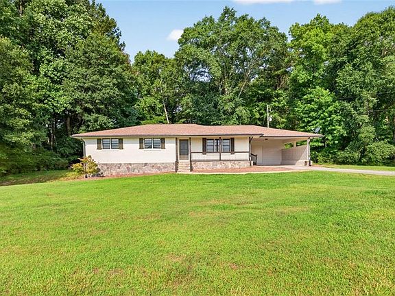 2nd image of 1775 Jett Roberts Rd