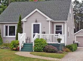 21 Woodrow Rd, Batavia, NY 14020