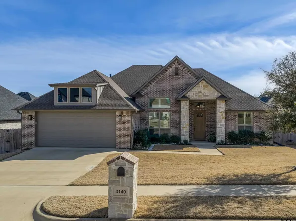 3140 Club Dr, Tyler, TX 75703