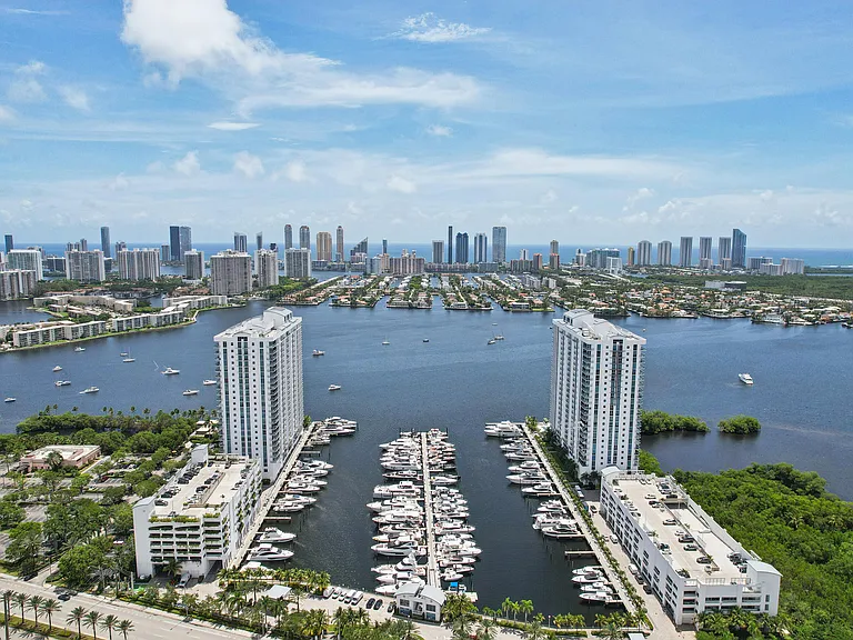 17301 Biscayne Blvd #Penthouse 7 — Photo 60