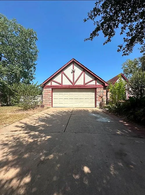 3 bed, 2.0 bath, 1452 sqft, $1,800 — Photo 2