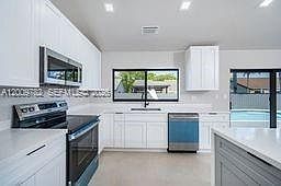 5th image of 9220 SW 100th Avenue Rd