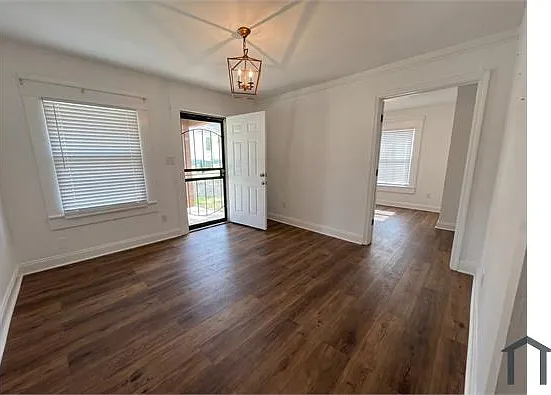 3 bed, 1104 sqft, $1,640 — Photo 3