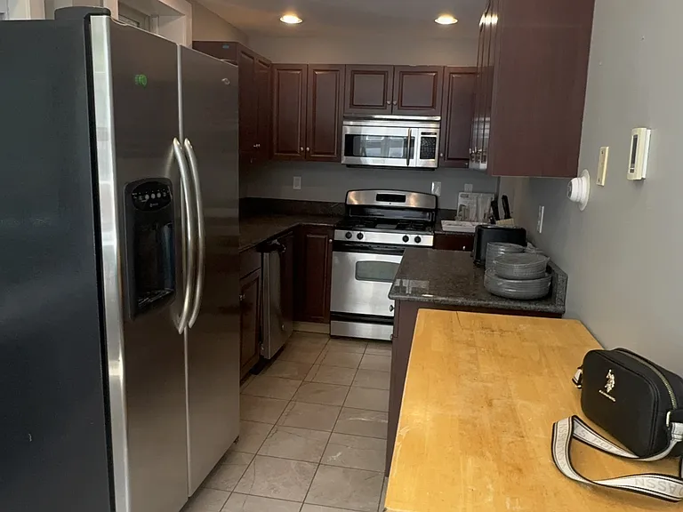 41 Dove St — Photo 17