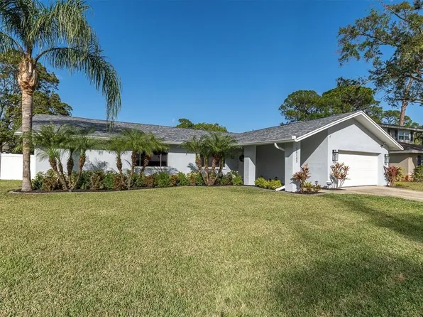 14145 Spoonbill Ln, Clearwater, FL 33762
