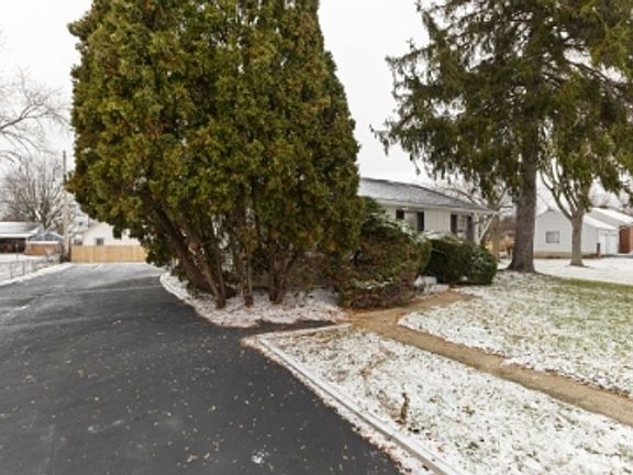 2nd image of 3016 N Arlington Ave