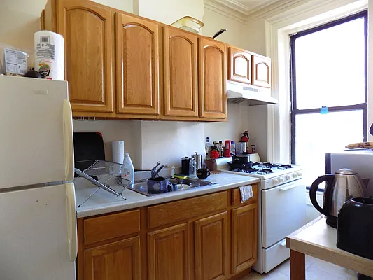 Rented by Blue Egg Realty Corp | media 8