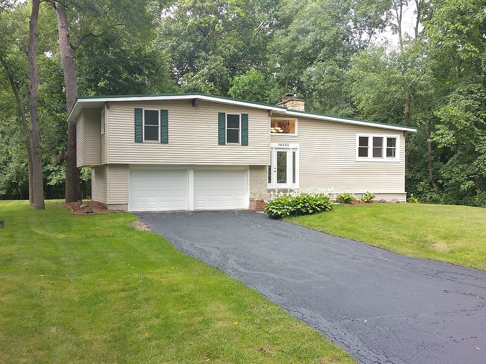 1st image of 14422 W Woodland Dr