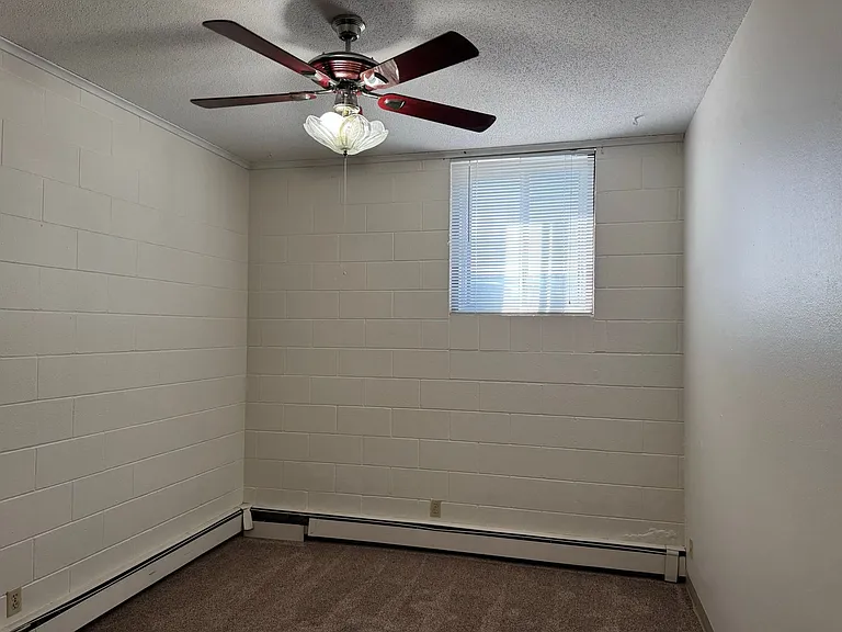 Crestwood Apartments — Photo 81