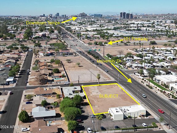 3rd image of 807 S GEORGE Drive #1-4