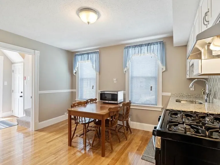 52 Valley St #1A — Photo 6
