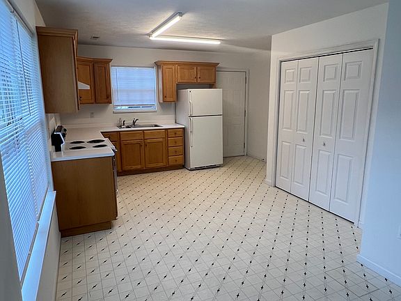 3rd image of 1413 Vine St #1413