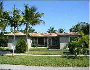 5th image of 9811 NW 1st Ave
