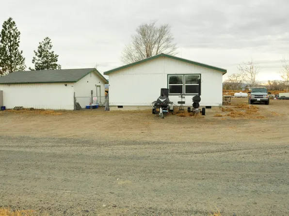 5295 Tamarack Ave, Silver Springs, NV 89429