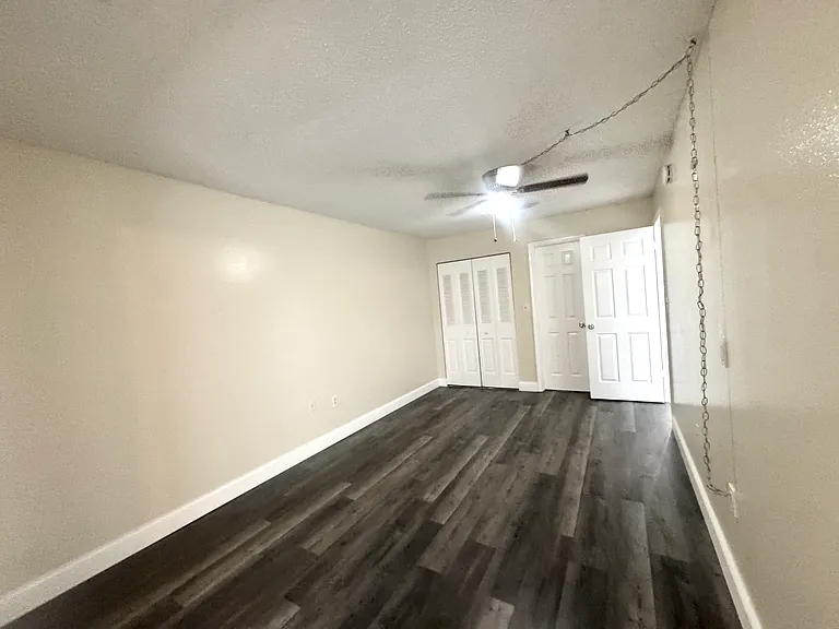 5060 76th Ave N #309 — Photo 13