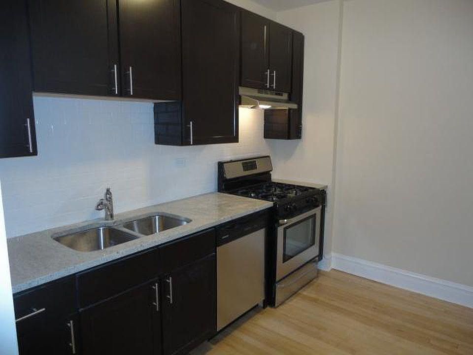 1st image of 5202 N Leavitt St #2