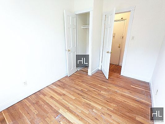 4th image of 631 Edgecombe Ave #C