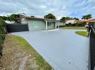 12815 SW 76th Ter, Miami, FL 33183