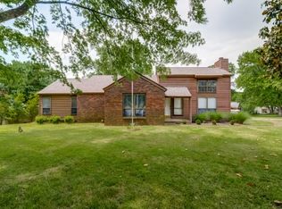 5880 S New Hope Rd, Hermitage, TN 37076