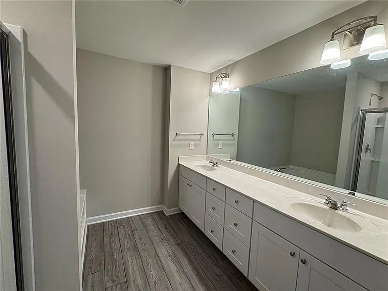 6012 Harbor Landing Dr — Photo 5