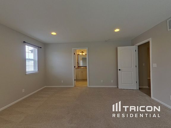 4th image of 7996 E 53rd Dr