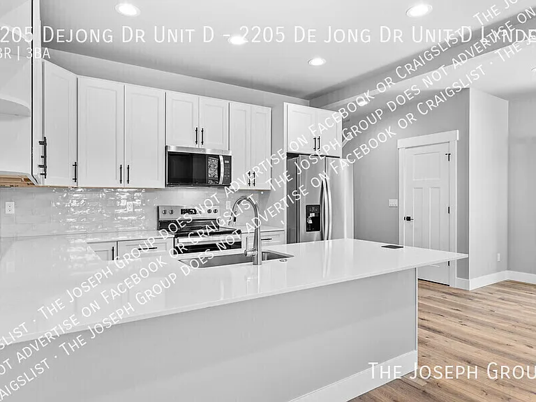 2205 Dejong Dr #D — Photo 4