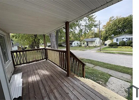 2037 Blades Ave — Photo 27
