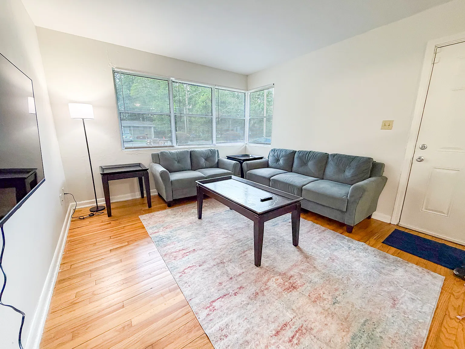 4 bed, $2,754 — Photo 3